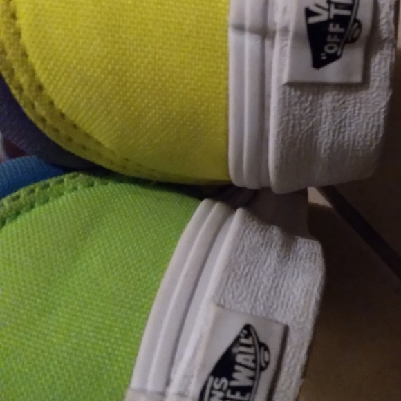 Shoes - Picture 2 of 3